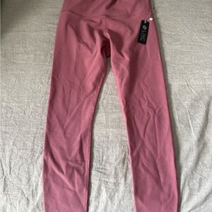 LINC International Concepts Ribbed Leggings in Rose